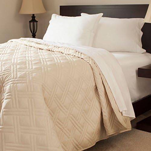 Bedford Home Solid Color Bed Quilt, King, Ivory