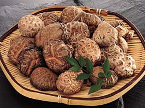 Amazon 産地直送 大分県 どんこ椎茸 210g 国分 生椎茸 通販