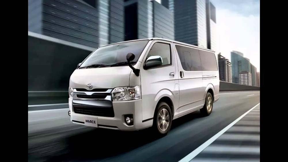 hiace commuter 2018
