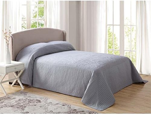 French Tile Quilted Bedspread in Grey Queen