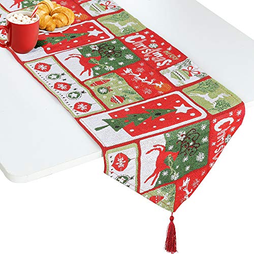 Such a lovely table runner! Perfect for the Holidays!