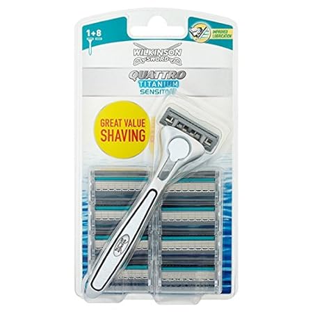 Wilkinson Sword Quattro Titanium Rasierklingen mit Herren Rasierer (sortiert Edition nicht wählbar) 8 St