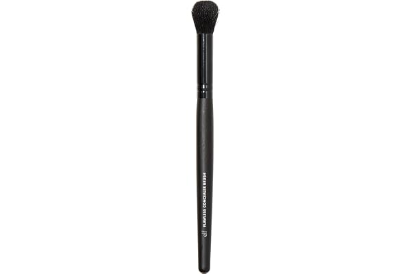 e.l.f. Flawless Concealer Brush, Concealer Brush For Flawless, Buildable Coverage, Creates An Airbrushed Effect Using Liquid