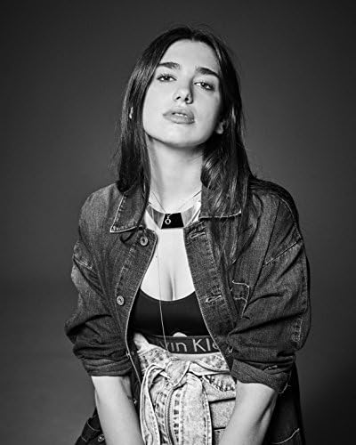 Dua Lipa 8 x 10 / 8x10 Photo Picture Image #3 *SHIPS FROM USA*