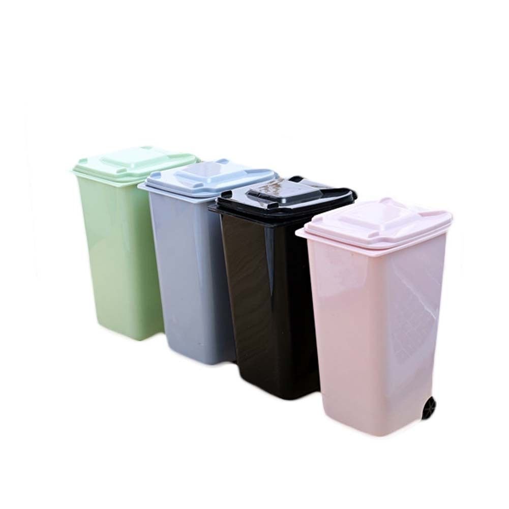 Pattumiere e bidoni della spazzatura in plastica per la casa