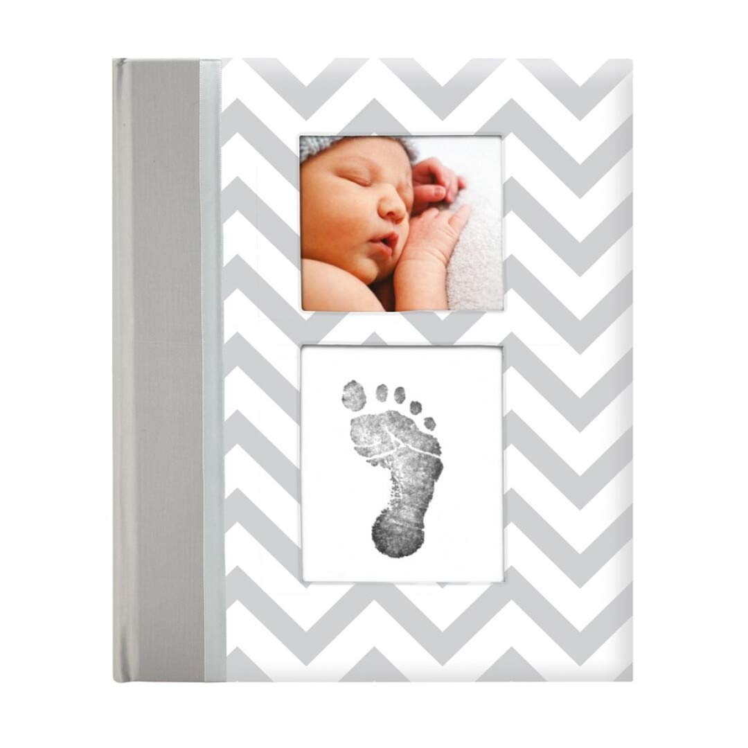 Pearhead First 5 Years Chevron Baby Memory Book with Included Clean-Touch Ink Pad to Create Baby's Handprint or Footprint, Keepsake Milestone Journal, Spanish Language, Grey