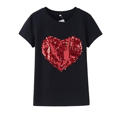 t shirt con cuore rosso