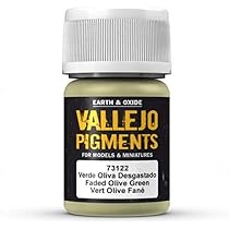 thumbnail image 2 of Vallejo 73.112 Chrome Oxide Green Pigment 30ml 2 of 9