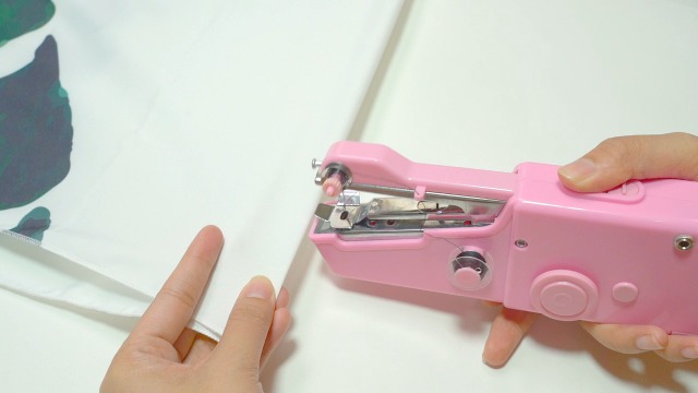 6 Jeteven+Handheld+Sewing+Machine+Machine+Cordless