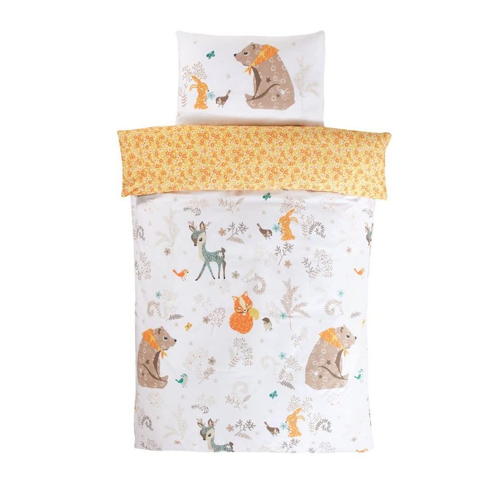 Rapport Home Children's Winter Theme Duvet Cover Set Woodland Friends Kids Single Bedding Set for Christmas, White