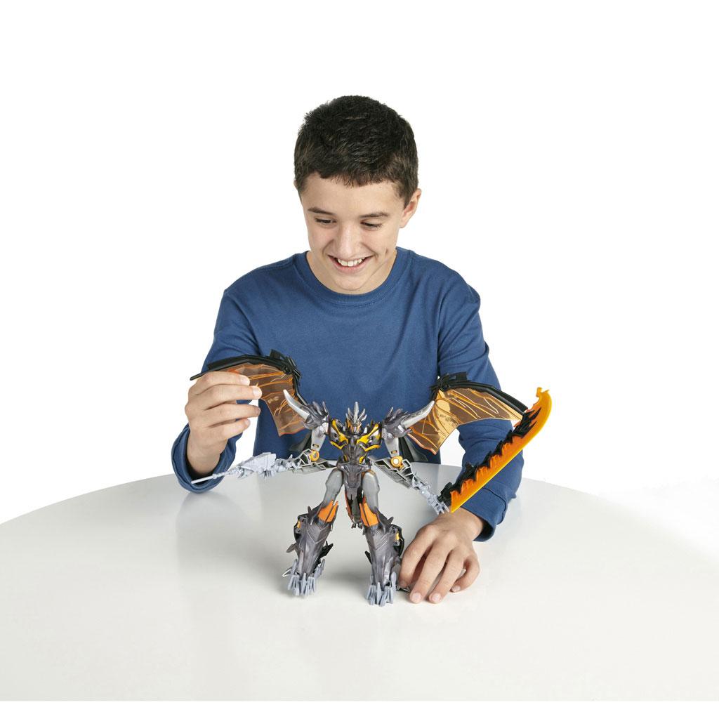 Transformers Prime Beast Hunters Voyager Class