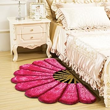 Amazon Com Place Mats Rug Carpet Living Room Bedroom Coffee Table Sofa Room Nightstand Home Rug European And American Style Fan Carpet Creative Carpet 80150cm 3259 Inch Color C Size 80150cm