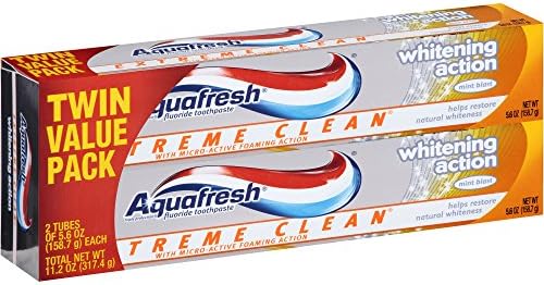 Aquafresh Extreme Oral Clean Whitening Action Twin Pack Toothpaste, 5.6 oz