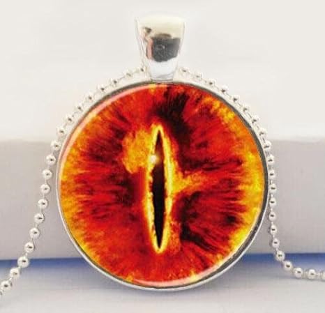 Amazon サウロンのペンダントの目には リングのネックレスの主は オレンジ色の目の宝石類は 映画 ロード オブ ザ リングの宝石類の 1 ロット インテリア オンライン通販