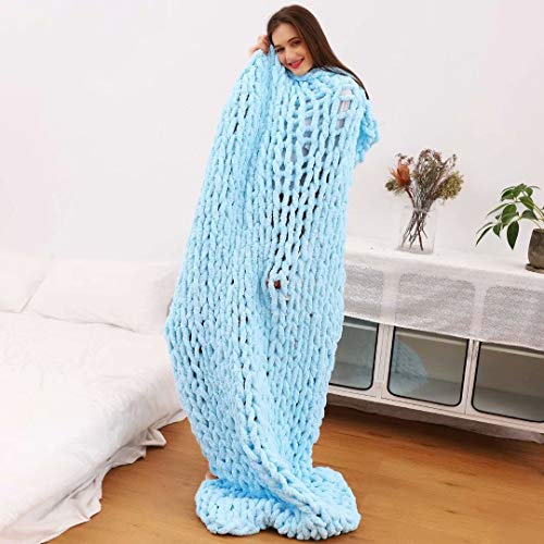 GY Chunky Knit Throw Blanket PomPoms Handwoven Breathable