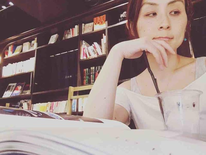 Amazon Co Jp 横山仁美 作品一覧 著者略歴