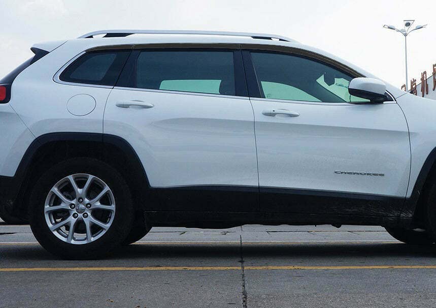AUTO CLOVER Wind Deflectors Set for Jeep Cherokee 2015+ (6 pieces)