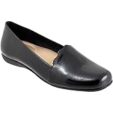 Trotters Women's Sage Flat