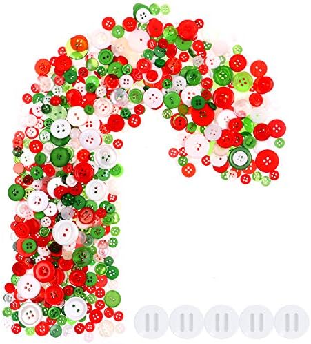 Colorful buttons for crafting, various sizes and designs, 800 pieces.