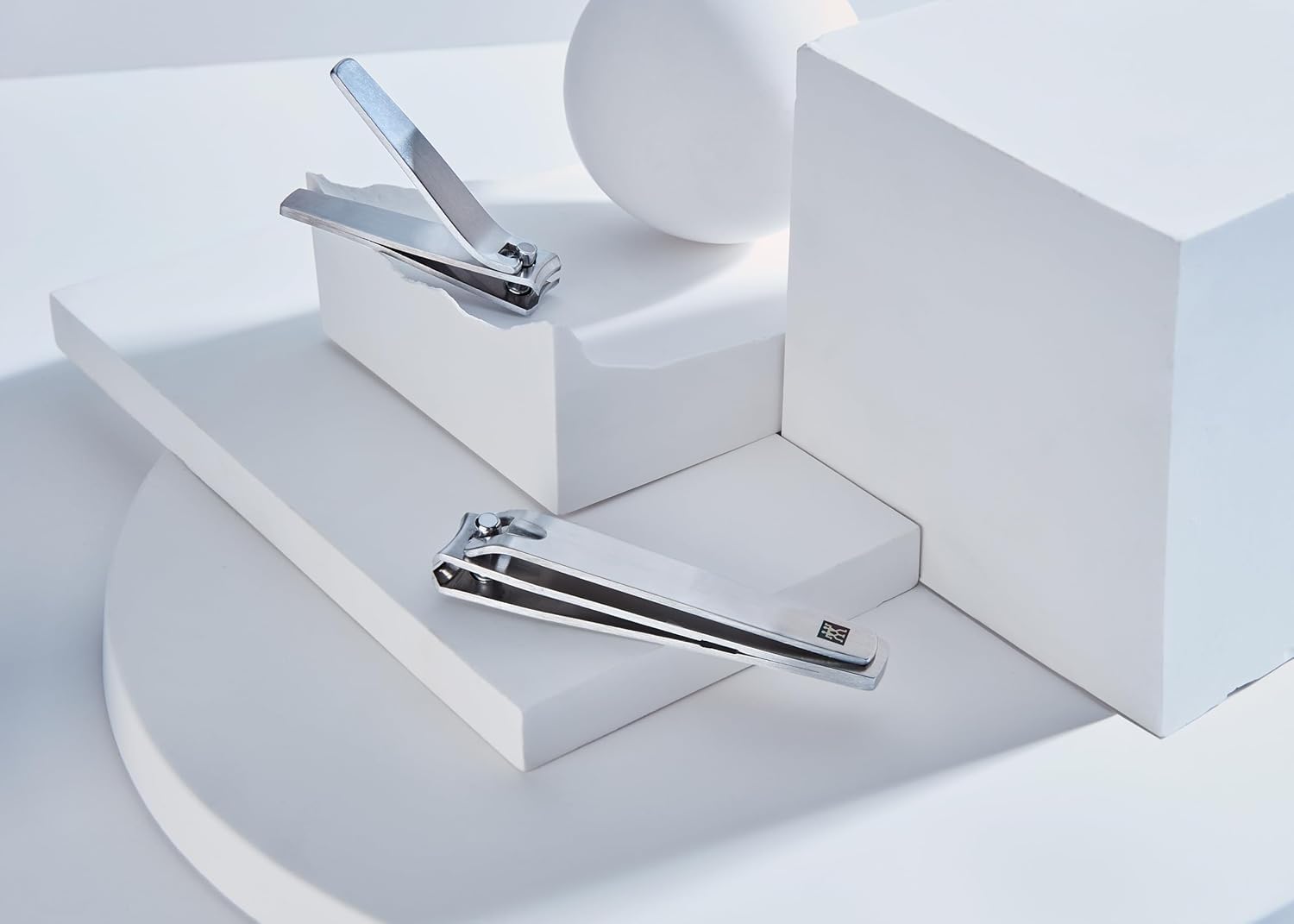 ZWILLING Nagelknipser (Für Fingernägel und Fußnägel, starke Hebelwirkung, leicht gebogene Schneide, hypoallergen), Premium, Silber, 85 mm 5