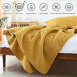 Quilt Set Queen Size Yellow, Classic Geometric