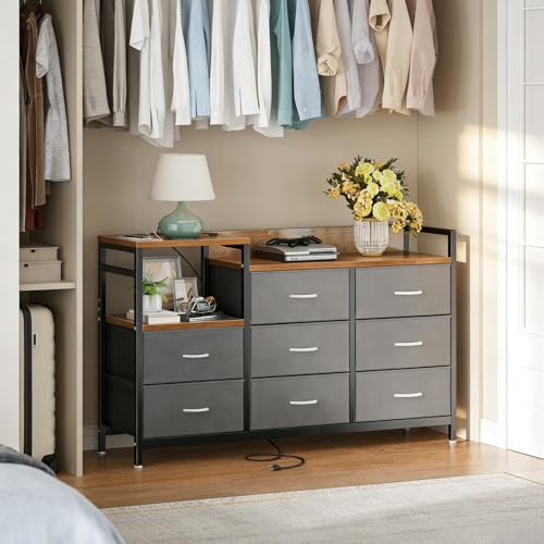 STAR BURN Cómoda para Recamara,Cajonera con Estación de Carga y 8 Cajones Deslizantes de Tela,Comodas Muebles para Recamara con Estantes Abiertos de Madera,Mueble Organizador Recamara Gris+Marron