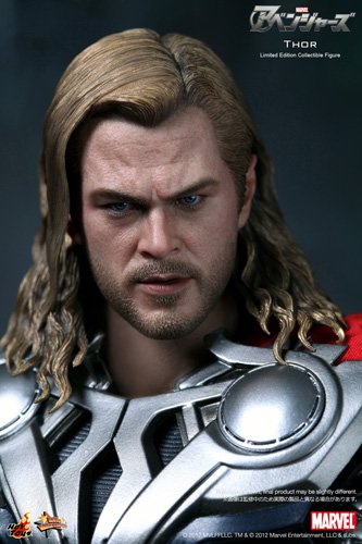 Hot ToysMovie Masterpiece - 1/6 Scale Fully Poseable Figure: The Avengers - Thor