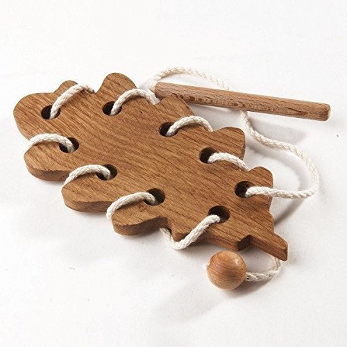 Oak leaf. Wooden Lacing Toy. Learning toy. Threading set. Fine Motor skills. Toy. Educational Wooden Toy. Montessori Toys.