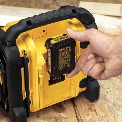 DEWALT 20V MAX/18V/12V Jobsite Radio, Compact (DCR018) Pricepulse