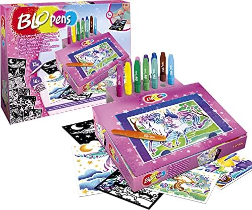 Blopens LANSAY Super Activity Center Fantasie - Airbrush Malset für Kinder ab 5 Jahren - Box Wird zum Malpult inkl. 13 Pustestiften & 16 Märchen-Schablonen - Magisches Bastelset Geschenkidee