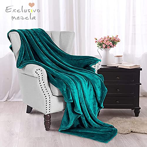 Exclusivo Mezcla Fleece Throw Blanket for Couch, Sofa and Bed, 300GSM