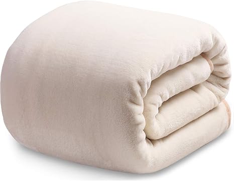 Amazon Com Fleece Blanket King Size Fuzzy Soft Plush Blanket Oversized 330gsm For All Season Spring Summer Autumn Throws For Couch Bed Sofa 108 By 90 Inches Ivory Kitchen Dining