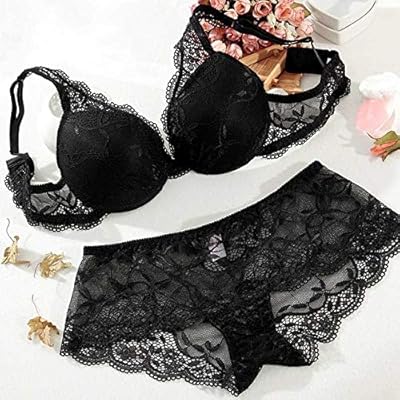 conjunto de ropa interior con encaje