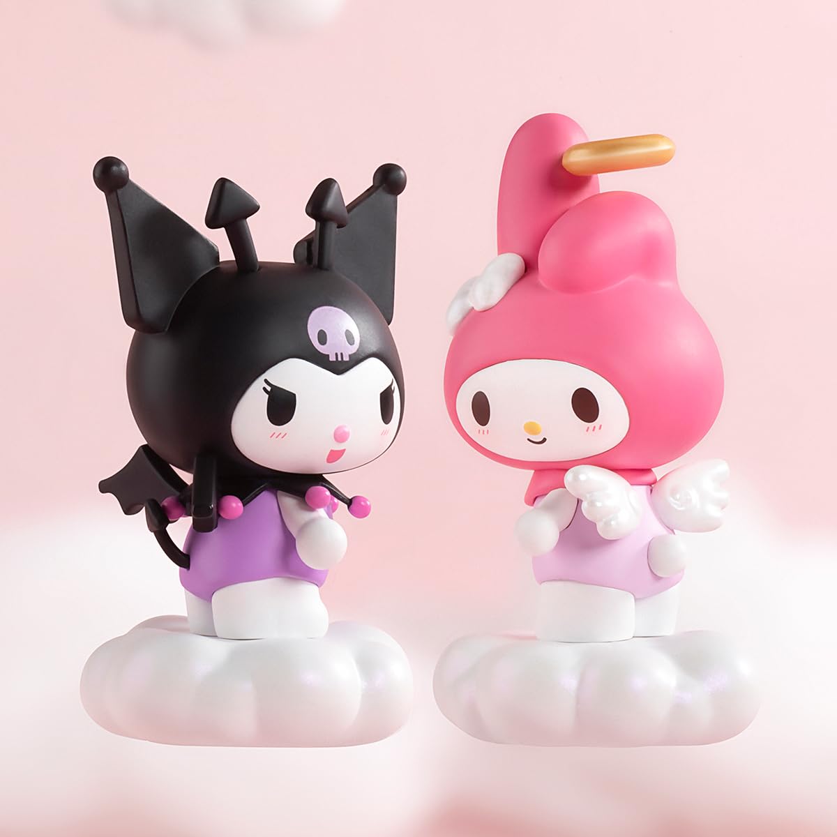 POPMART サンリオ コラボフィギュア アソート2点セット Mua POPMART Sanrio characters Sweet Besties Series Figures