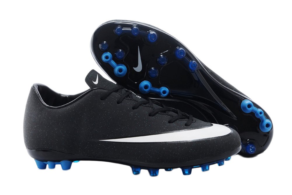 botas nuevas de fútbol