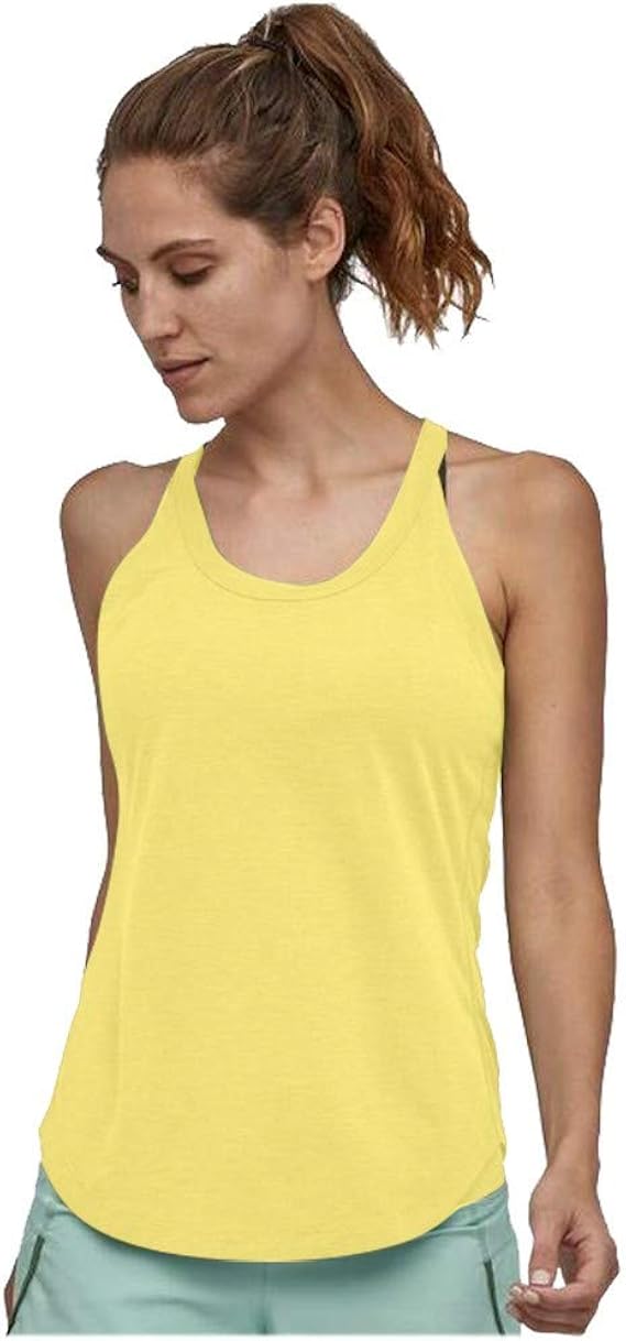 Amazon Co Jp ヨガウェア スポーツウェア レディース タンクトップ 無地 キャミソール インナータンク 吸汗速干 トレーナー フィットネスウェア シンプル トップス ノースリーブ ランニング トレーニング スポーツ 通気性 セクシー 上着 人気 プレゼント 服