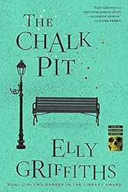 The Chalk Pit (Ruth Galloway Mysteries Book 9)