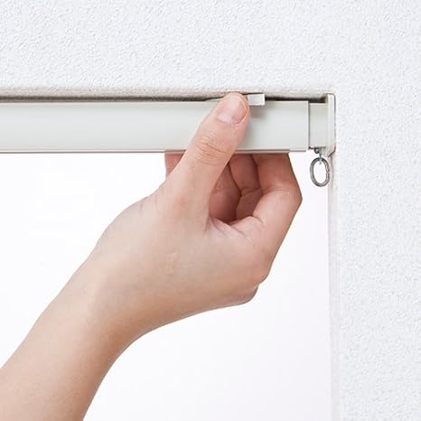 Amazon 穴あけ不要のつっぱり式のカーテンレール フィットワン 1 5 1 9mの窓に対応 ホワイト カーテンレール ポール オンライン通販