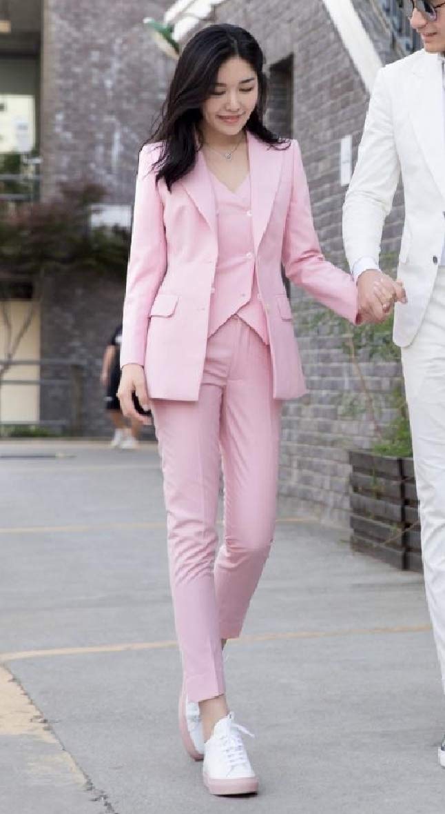 ladies pink suit jacket