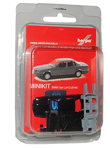 B-M-W 5er E34 Limousine Schwarz 1987-1996 Bausatz Kit H0 1/87 Herpa Modell Auto mit individiuellem Wunschkennzeichen – Bild 4