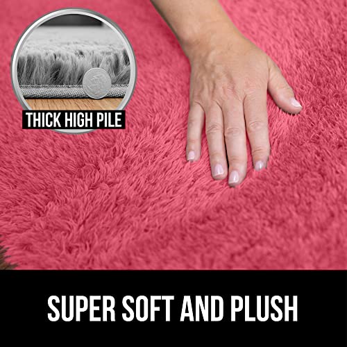 Gorilla Grip Soft Faux Fur Area Rug, Washable, Shed and Fade Resistant