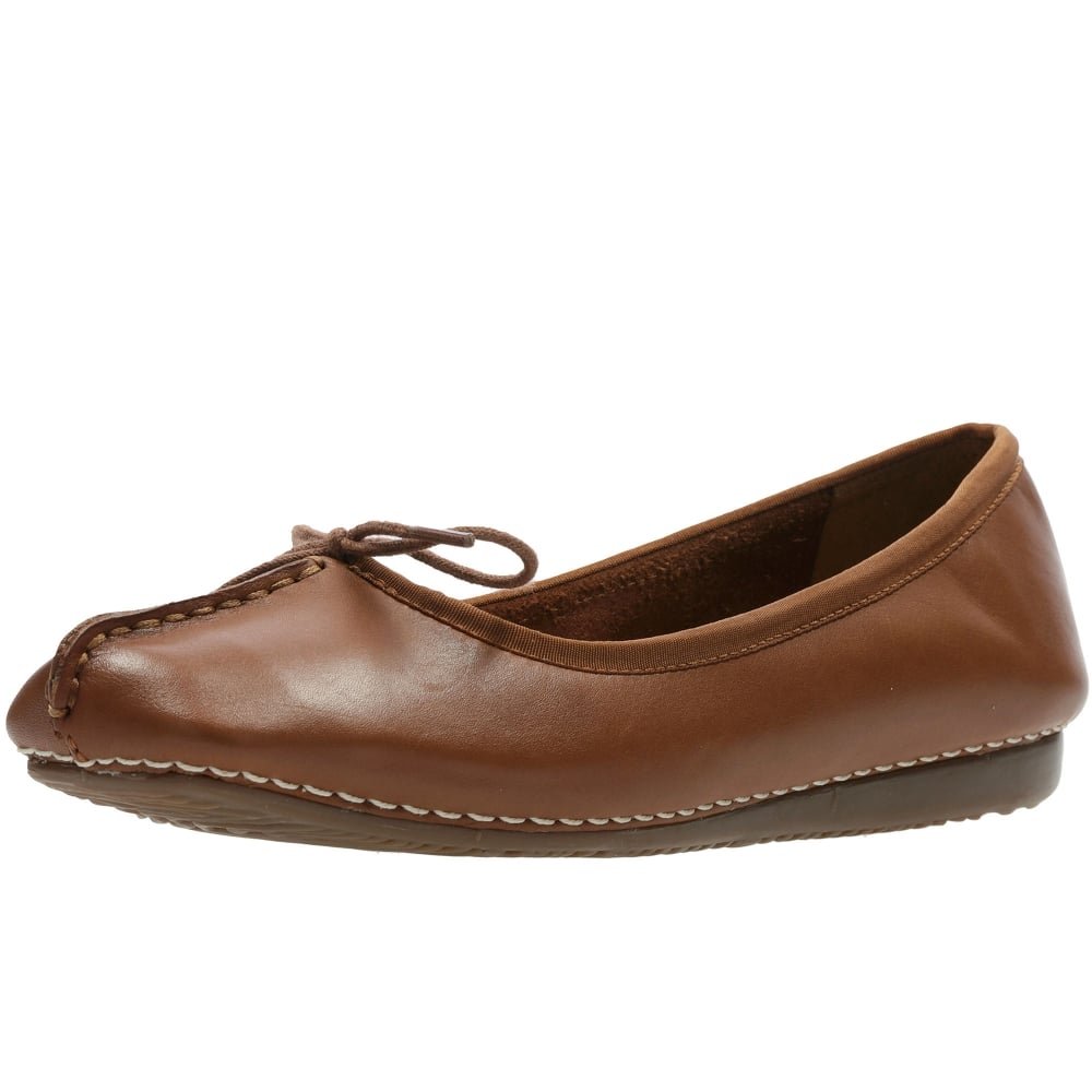 Clarks Women's Freckle Ice Ballet Flats, Dark Tan Lea, 3 UK