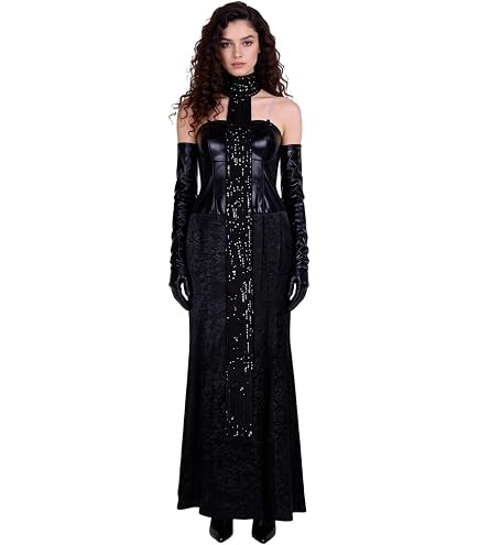 padme black dress costume Throwback to being Padm for the day at @starwarscelebration Japan Really wanna improve this and bring back this look later this year . . . #padme #padmecosplay #starwarscosplay #starwars #padmeamidala Padm's corset gown- costume analysis