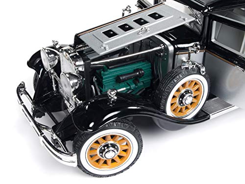 1931 Peerless Master 8 Sedan Black and Silver Limited Edition to 1,500 Pieces Worldwide 1/18 Diecast Model Car by Autoworld AW252 - Thumbnail 2