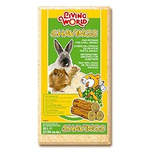 Living World Pine Shavings with a fresh forest scent, 35 Litre