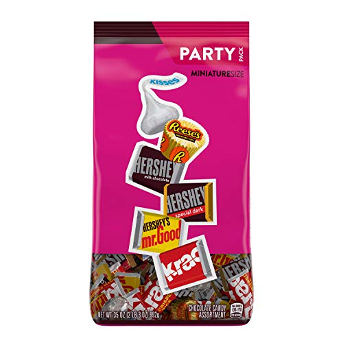 HERSHEY's Choclate Candy Assortment (KISSES, Reese's, and Hershey's Miniatures), Bulk Bag, 35 Oz