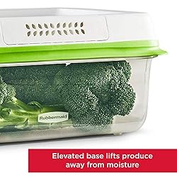 Rubbermaid 4-Piece Produce Saver Containers for