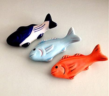 Amazon Co Jp Pccity 箸置き 魚 箸置休め かわいい箸置き3個セット 1 ホーム キッチン