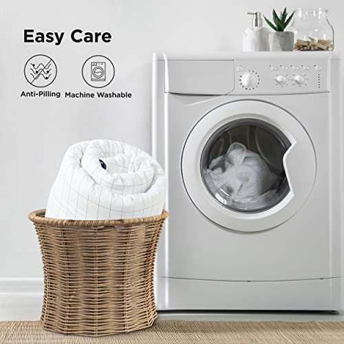 Bedsure White Comforter Queen Down Alternative Grid Comforter, 300 GSM