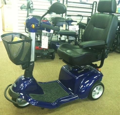 Pilot 2310 3-Wheel Electric Activecare Mobility Scoote 18" Seat